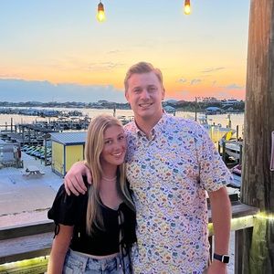 Meet your Posher, Caroline